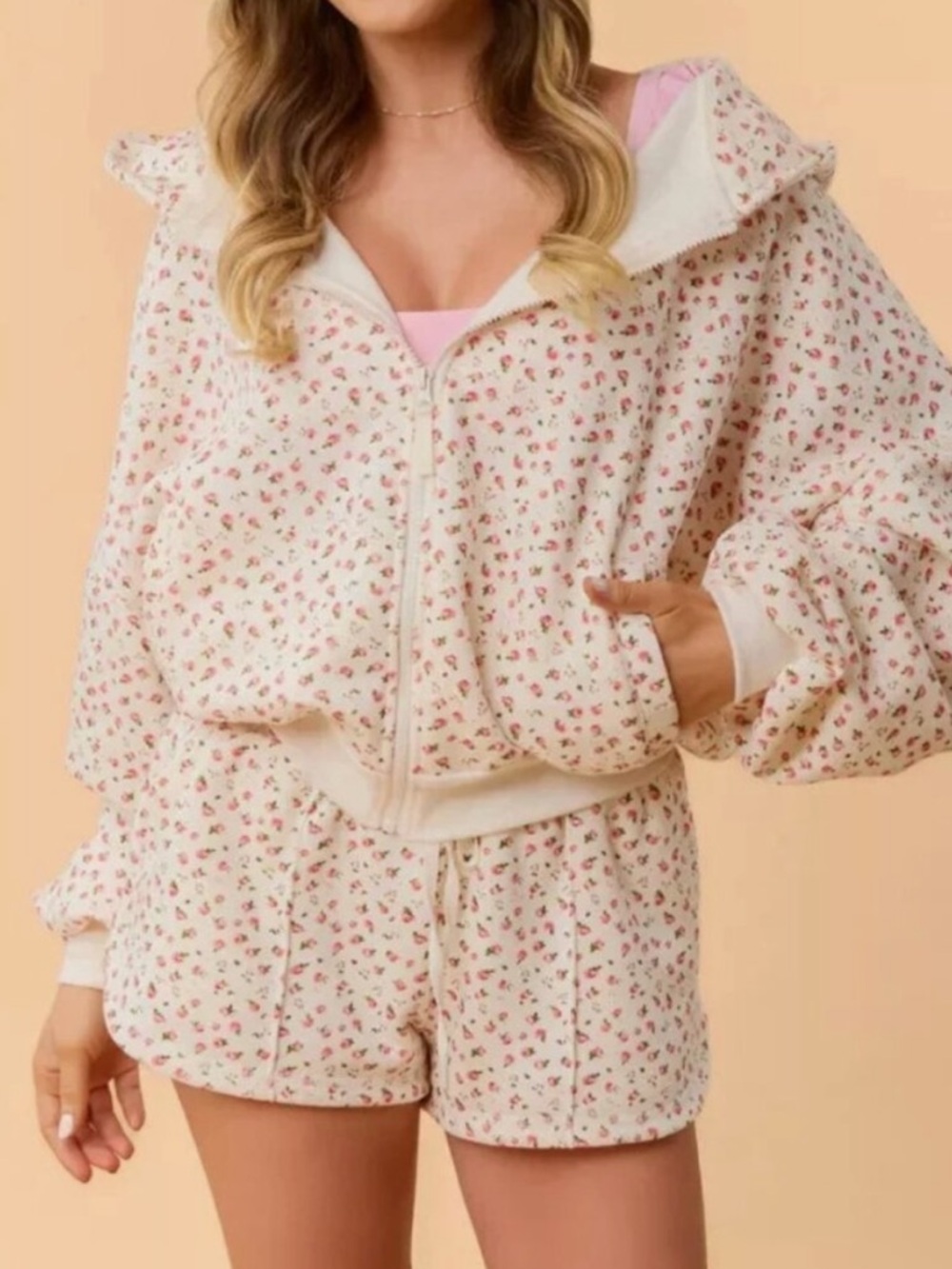 BLOGILATES NWT Marshmallow Full Zip
Hooded Sweatshirt -floral -XL